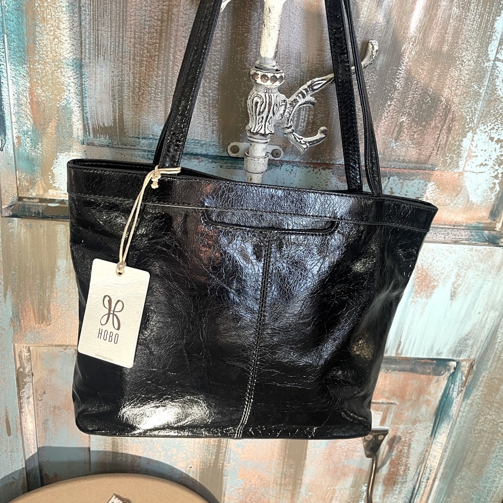 NWT HOBO Mila Leather Tote